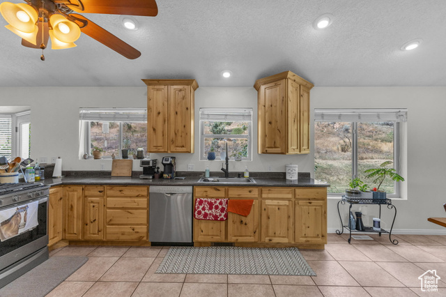 Photo 18 for MLS #2101206 at 878 S West Hoytsville Rd