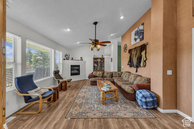 Photo 7 for MLS #2101206 at 878 S West Hoytsville Rd