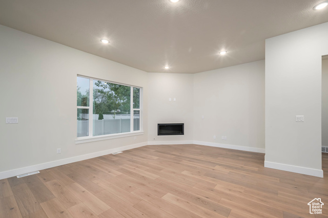 Photo 8 for MLS #2101207 at 5493 W Evans Ct #6