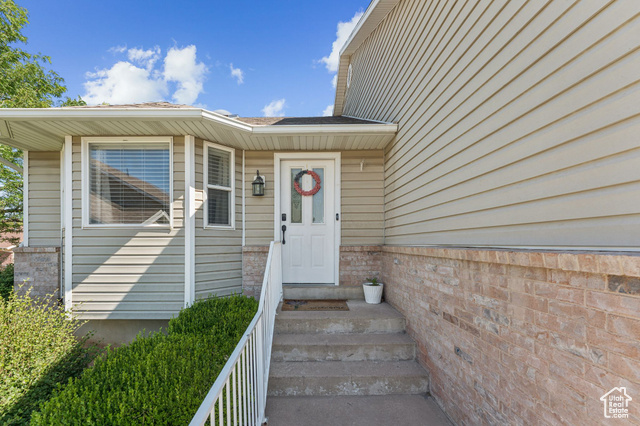 331 E 100 S, Kaysville UT 84037