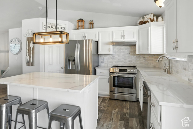 Photo 6 for MLS #2101221 at 2681 S 200 East