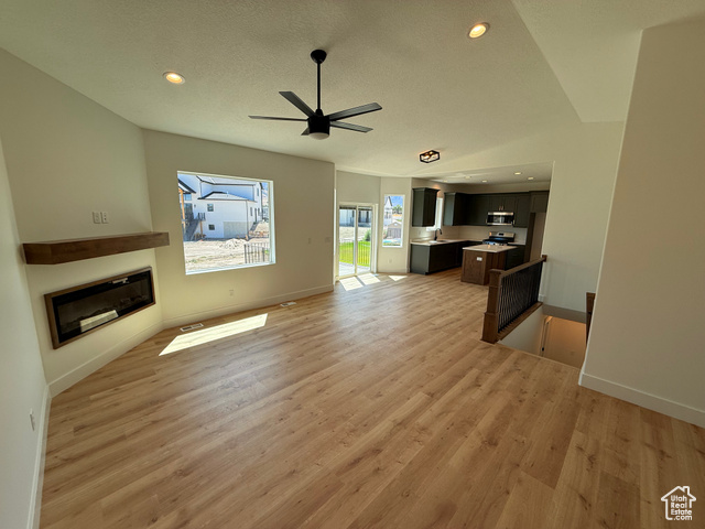 Photo 3 for MLS #2101248 at 5246 N Roma Ln