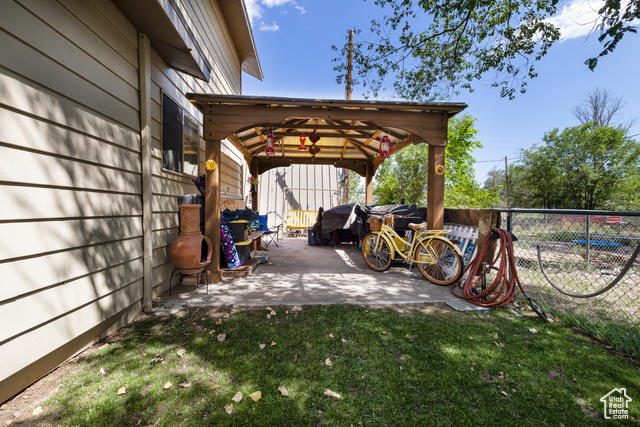 Photo 4 for MLS #2101263 at 213 E 100 South