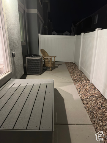 Photo 20 for MLS #2101270 at 511 N Helmsman Ln