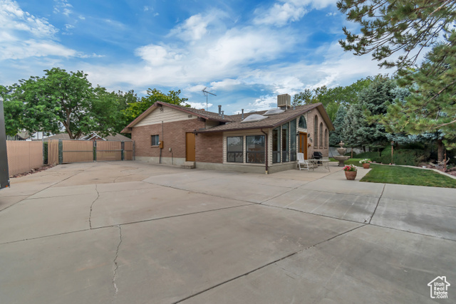 Photo 41 for MLS #2101280 at 486 W Clover View Dr