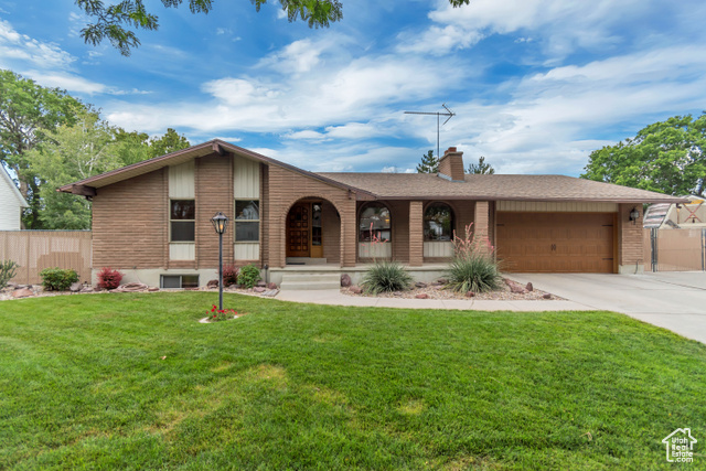 486 W CLOVER VIEW DR, Murray UT 84123