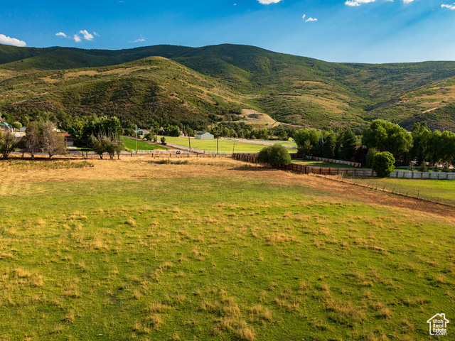 1527 E LITTLE SWEDEN RD, Daniel UT 84032
