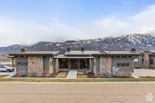 Photo 2 for MLS #2101291 at 5235 E Moose Hollow Dr #402
