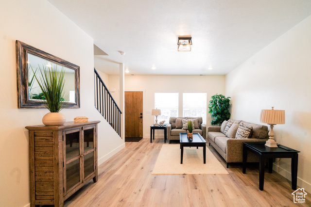 Photo 11 for MLS #2101296 at 254 N Spring Creek Pkwy