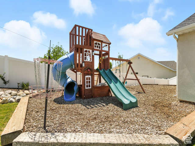 Photo 26 for MLS #2101301 at 1567 S Spur Ct