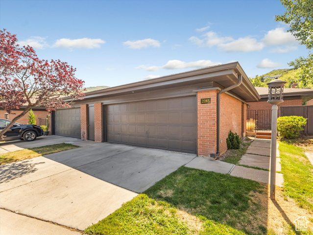 2285 S RIDGEWOOD WAY, Bountiful UT 84010