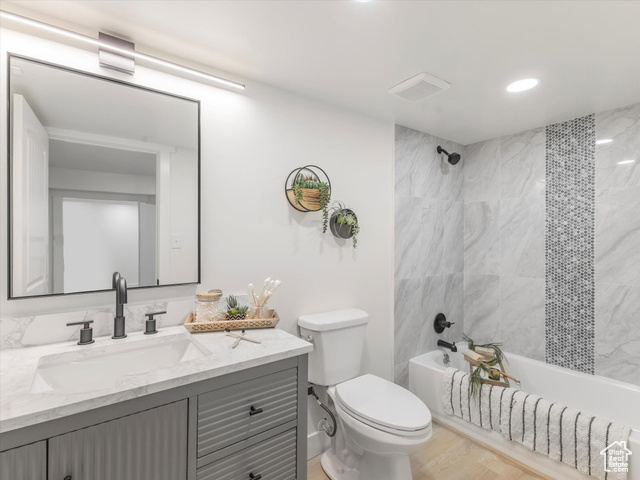 Photo 18 for MLS #2101320 at 3130 S 1000 East