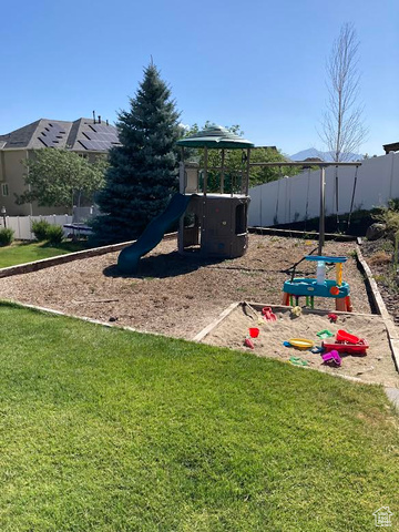 Photo 24 for MLS #2101334 at 5879 W Muirwood Dr
