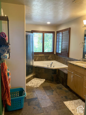 Photo 18 for MLS #2101334 at 5879 W Muirwood Dr