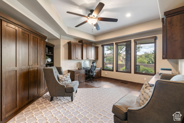 Photo 17 for MLS #2101351 at 2203 W Silver Cloud Dr