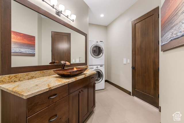 Photo 46 for MLS #2101351 at 2203 W Silver Cloud Dr