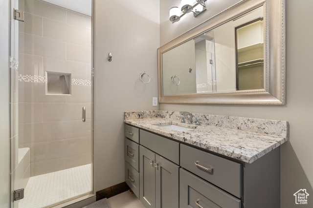 Photo 35 for MLS #2101351 at 2203 W Silver Cloud Dr