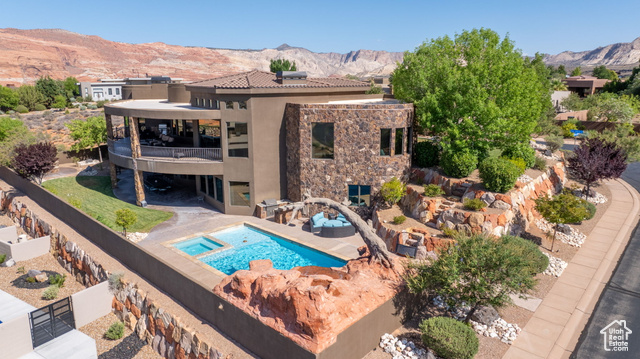 Photo 63 for MLS #2101351 at 2203 W Silver Cloud Dr