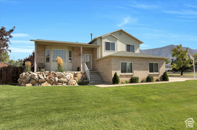 2584 W 3100 N, Farr West UT 84404