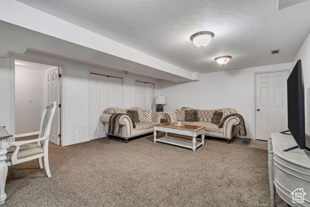 Photo 24 for MLS #2101379 at 1528 E Buttercup Dr