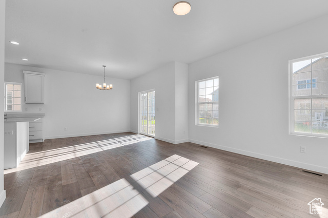 Photo 10 for MLS #2101405 at 5661 N Goldfinch Ln