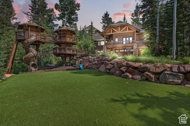 Photo 10 for MLS #2101417 at 35 White Pine Canyon Rd