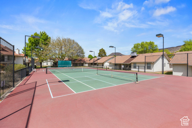 Photo 38 for MLS #2101422 at 275 S Valley View Dr #48