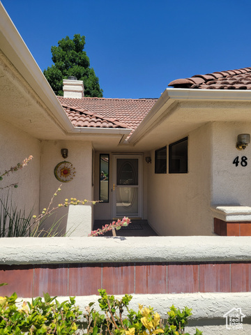 Photo 4 for MLS #2101422 at 275 S Valley View Dr #48