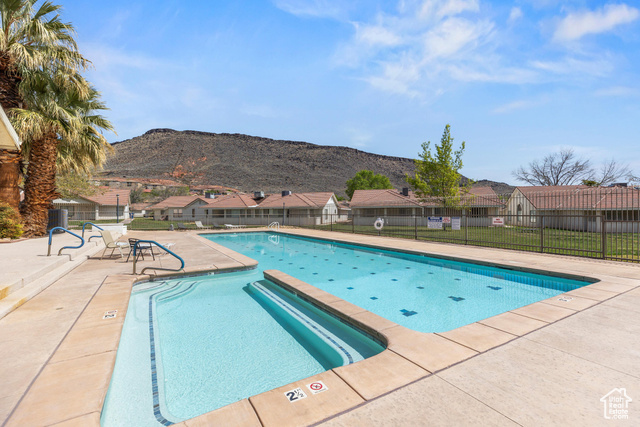 Photo 36 for MLS #2101422 at 275 S Valley View Dr #48