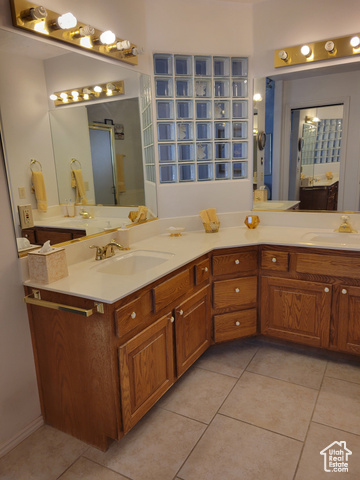 Photo 18 for MLS #2101422 at 275 S Valley View Dr #48