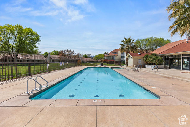 Photo 34 for MLS #2101422 at 275 S Valley View Dr #48
