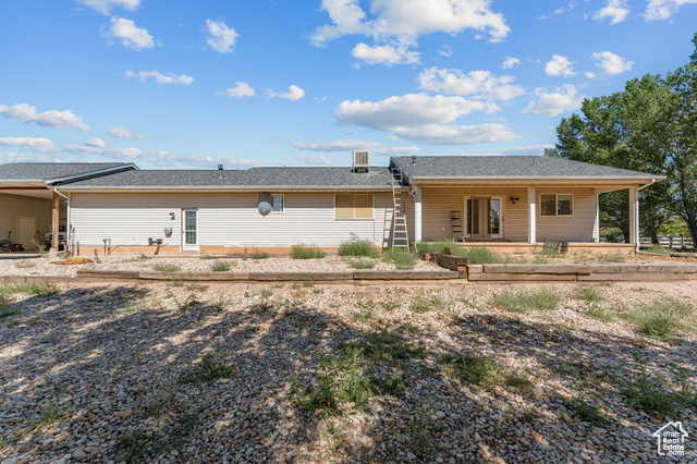 Photo 30 for MLS #2101427 at 872 S 4700 West