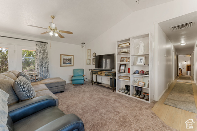 Photo 4 for MLS #2101427 at 872 S 4700 West