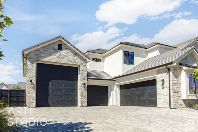 Photo 4 for MLS #2101430 at 801 E Arina Way
