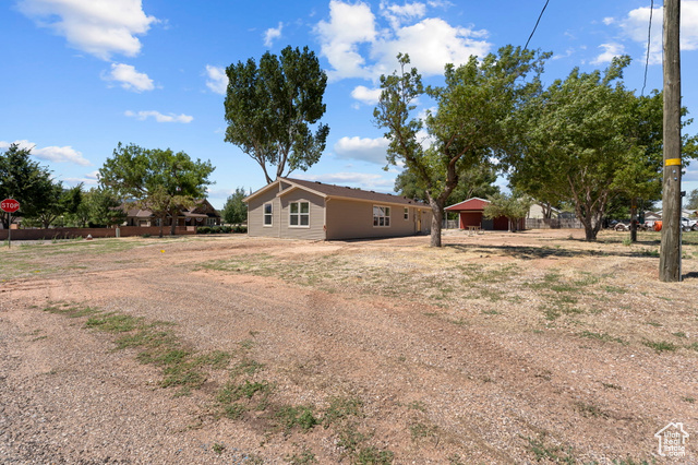 Photo 32 for MLS #2101434 at 184 W Center