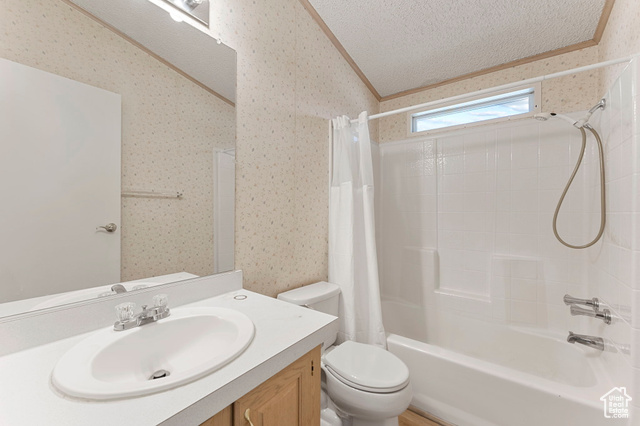 Photo 17 for MLS #2101434 at 184 W Center