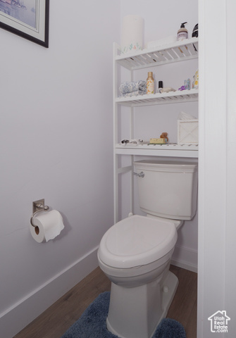 Photo 35 for MLS #2101506 at 920 E Queensmill Ln