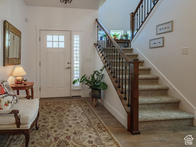 Photo 2 for MLS #2101506 at 920 E Queensmill Ln