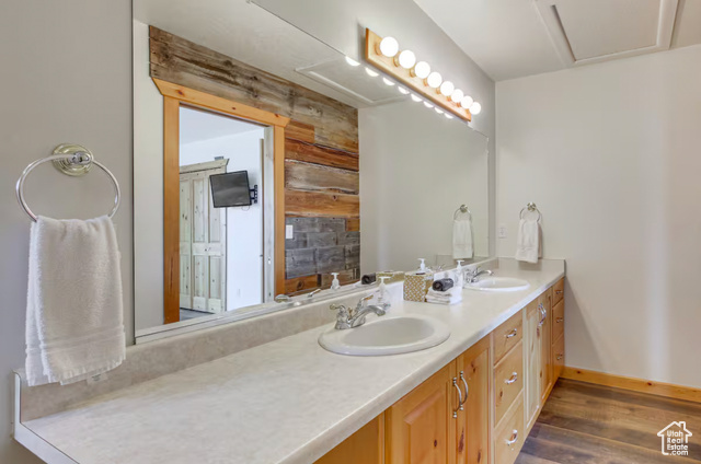 Photo 13 for MLS #2101509 at 495 W Buttercup Ln #30