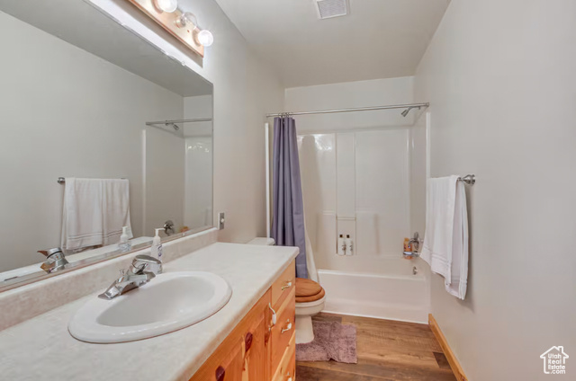 Photo 21 for MLS #2101509 at 495 W Buttercup Ln #30