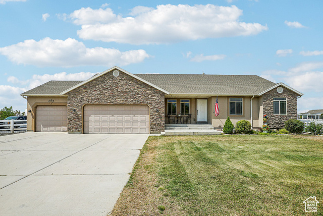 Photo 39 for MLS #2101511 at 340 W Wrathall Ln