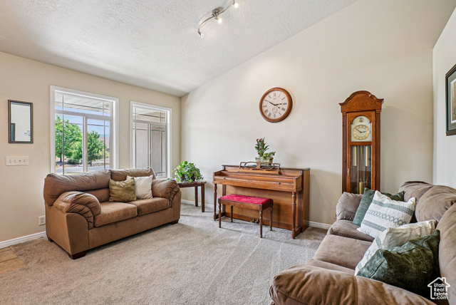 Photo 5 for MLS #2101511 at 340 W Wrathall Ln