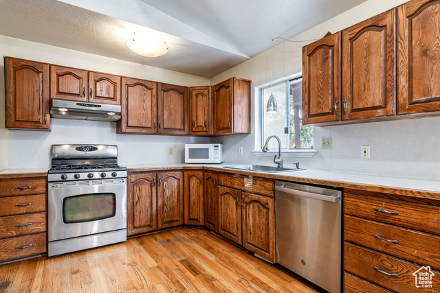 Photo 15 for MLS #2101517 at 280 Countryside Cir