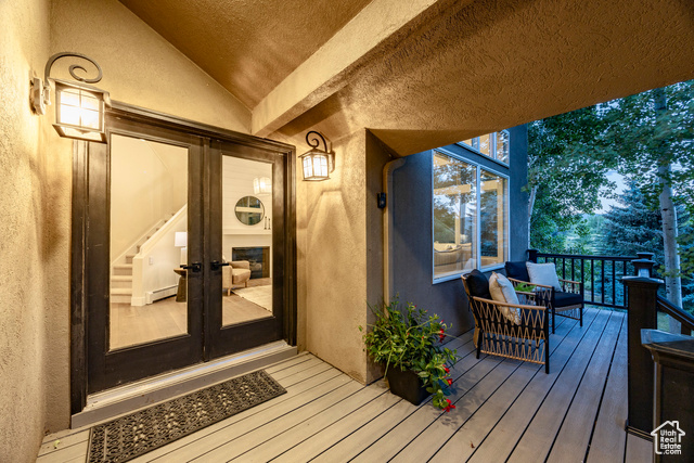 Photo 9 for MLS #2101525 at 4320 Hidden Cove Rd