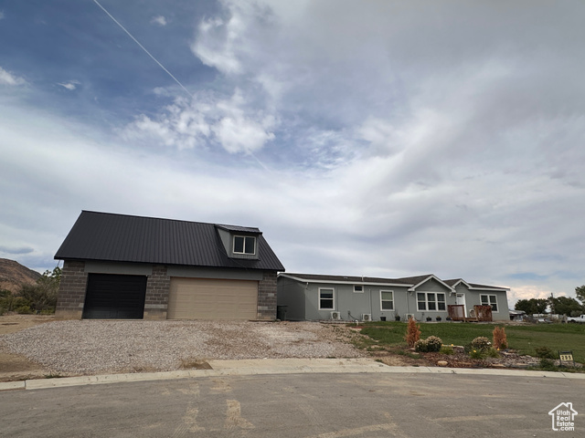 Photo 41 for MLS #2101551 at 295 S 250 West