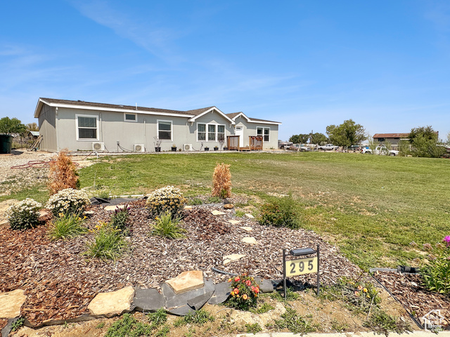 295 S 250 W, Emery UT 84522