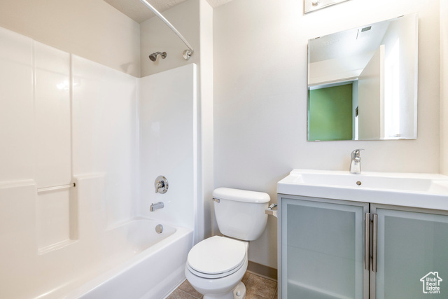 Photo 11 for MLS #2101576 at 725 S 200 West #301