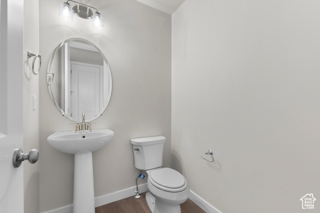 Photo 10 for MLS #2101601 at 2574 S Sinbad Way