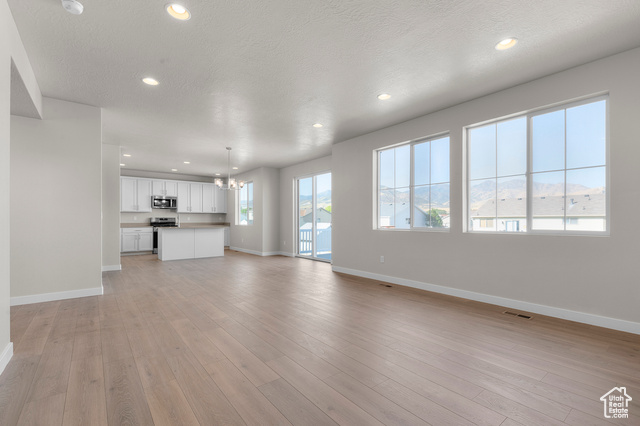 Photo 5 for MLS #2101601 at 2574 S Sinbad Way