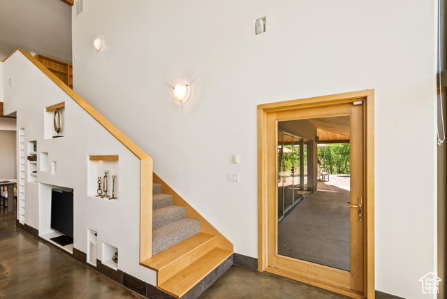 Photo 31 for MLS #2101614 at 1130 E Main St